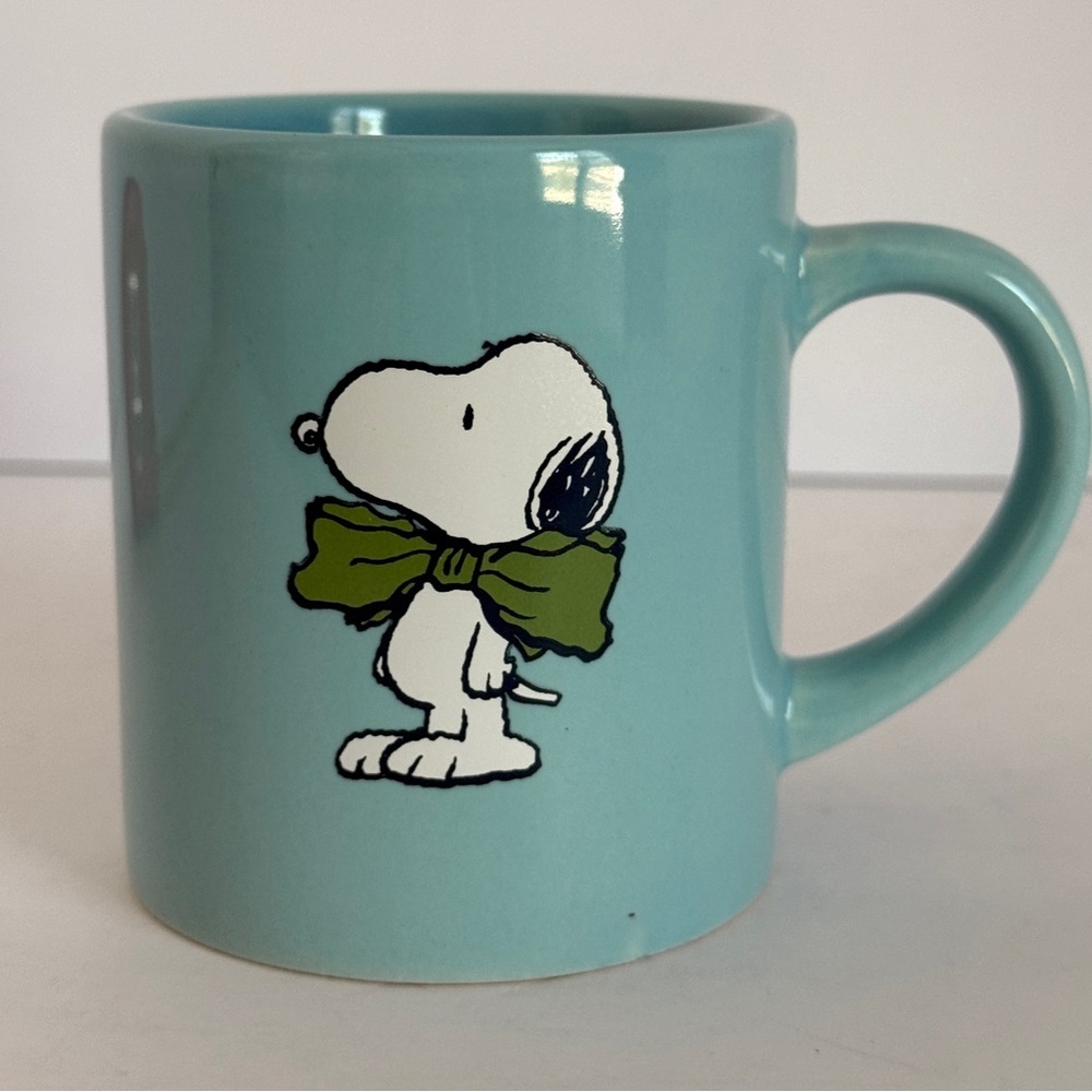 Vintage Collectible SNOOPY w/Bow Ceramic Coffee Mug by Peanuts Blue Mug 7.5fl oz
